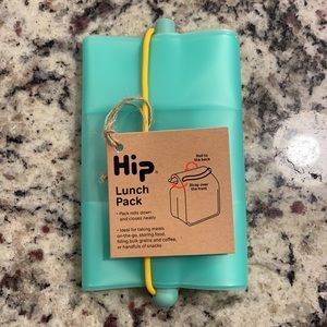 Hip Lunch Pack NWT